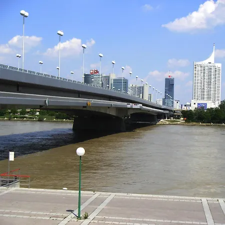 Freinest Wien-3